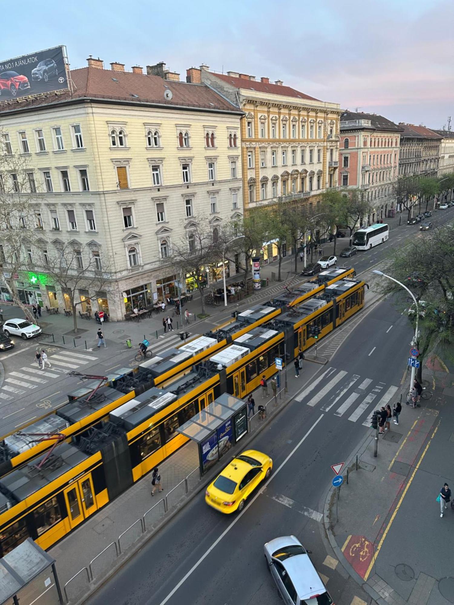 Saffron Apartment City Center Panorama Balcony Budapest Eksteriør billede